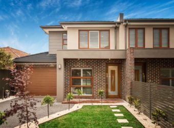 12247867_1096084993750185_2956643639340336219_o-340x250